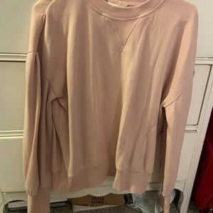 Pink and burgundy crewneck‘s